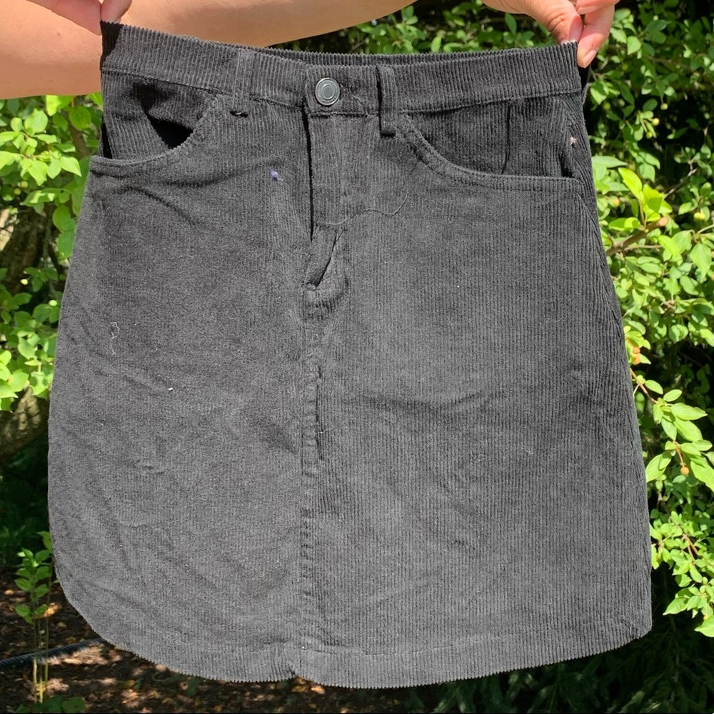 Black skirt